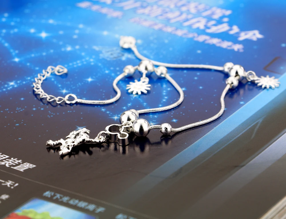 Милый маленький ножной браслет Микки. Женский серебристый с украшением в виде