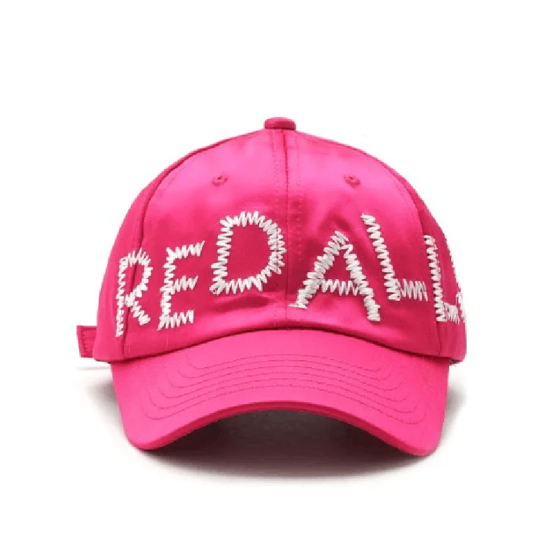 Женская спортивная кепка с вышивкой надписью | Аксессуары для одежды