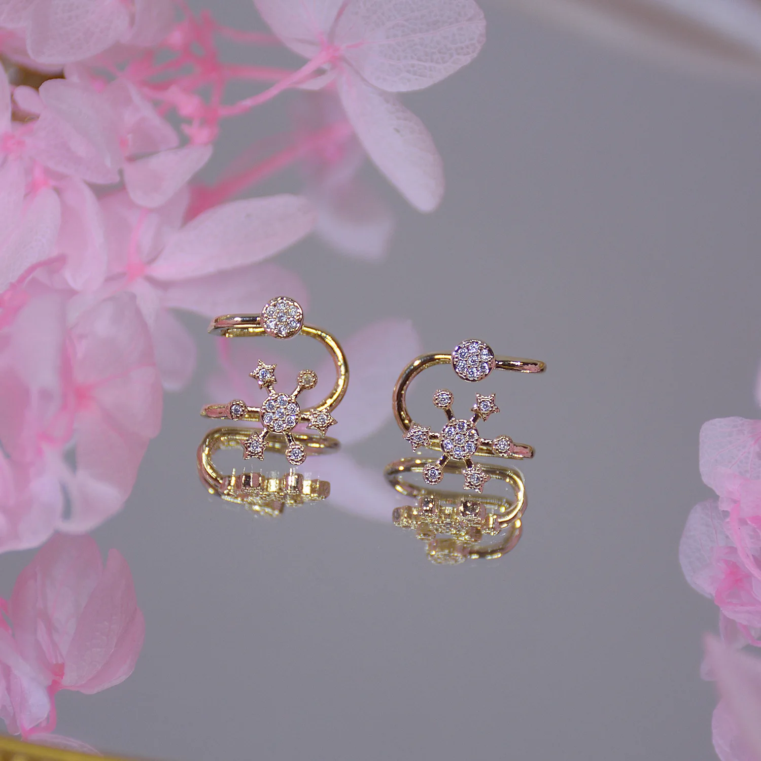 

New Design Luxury 14K Real Gold Exquisite Snowflake Design Stud Earrings for Women Cubic Zircon ZC Elegant Earrings