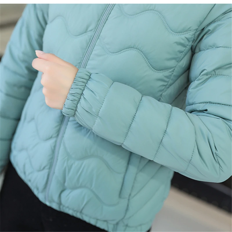 Новинка зимняя короткая пуховая куртка Женская парка корейское тонкое