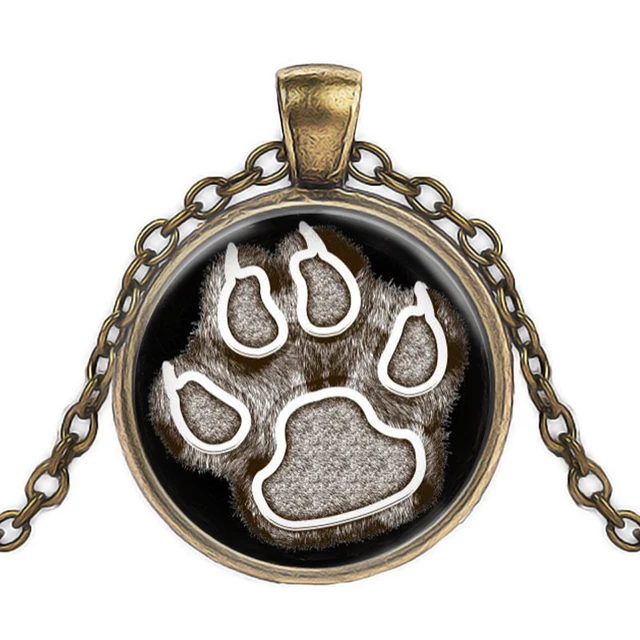 Амулет лапка. Знак велеса медвежья лапа. Лапа кролика амулет. Оберег велеса медвежья лапа. Амулет лапка.