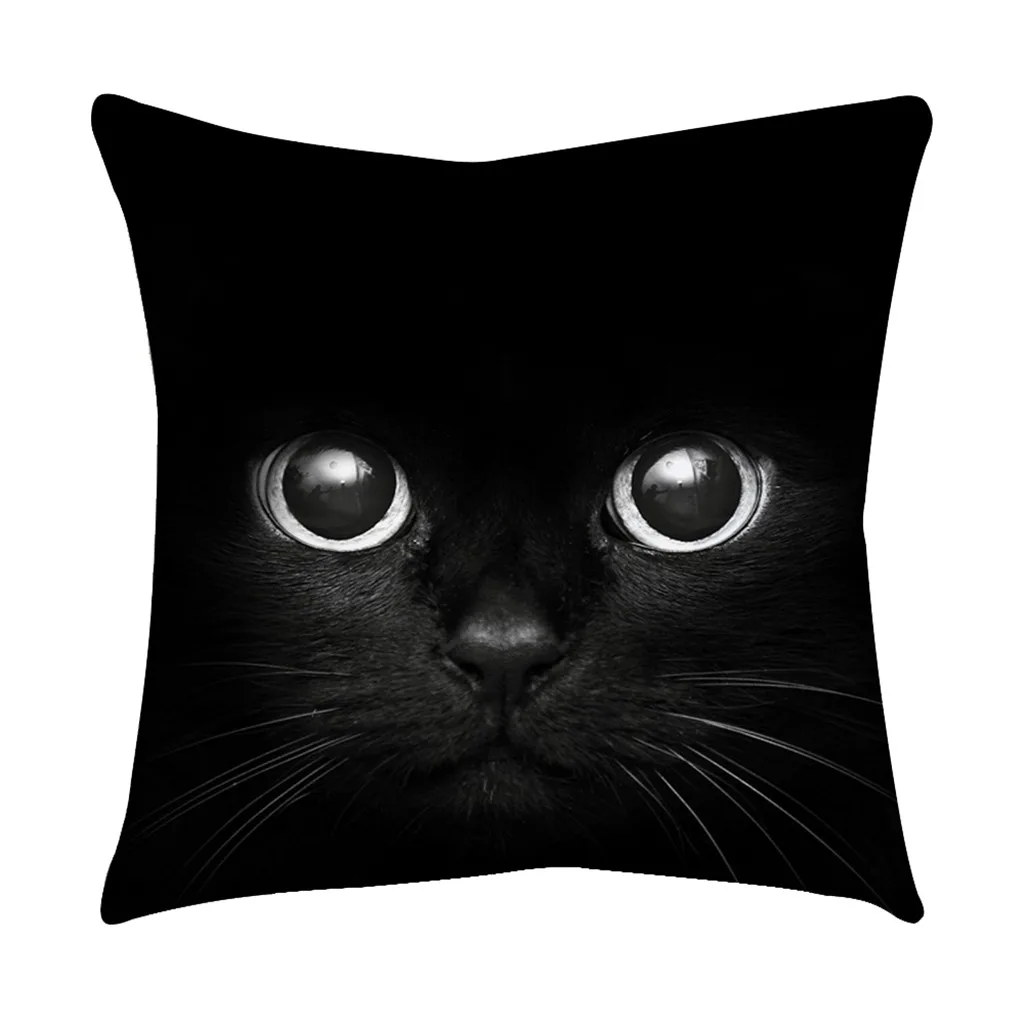 Квадратная наволочка розового черного и золотого цвета с рисунком кошачьих глаз