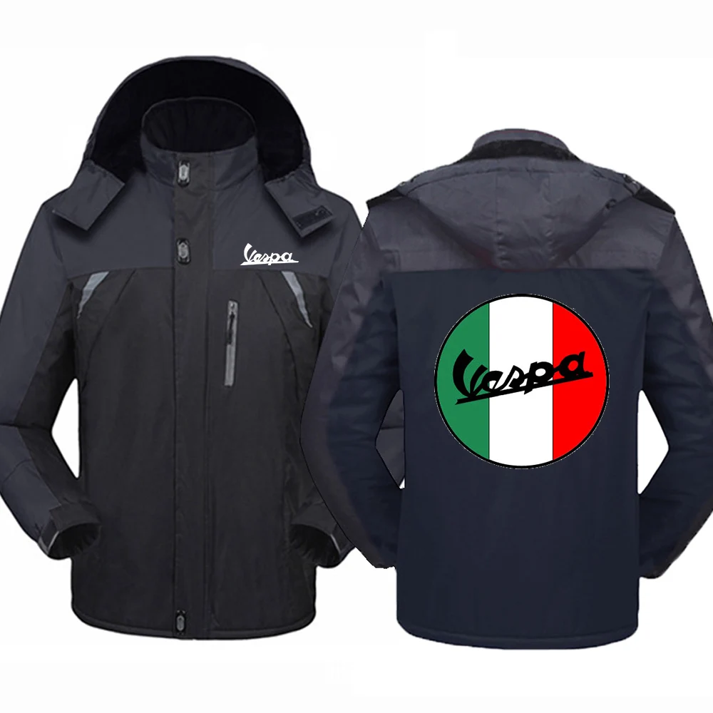 

Hoodies & Sweatshirts