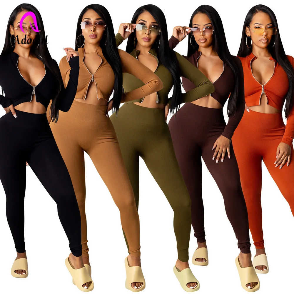 

Женский однотонный комплект из 2 предметов, эластичный укороченный топ на молнии с длинным рукавом и облегающие леггинсы-карандаш, уличная ...