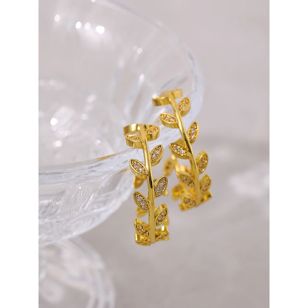 

Yhpup Stylish Plant leaves CZ Stud Earrings Exquisite Bling Cubic Zirconia Geometric Earrings Boucle D'Oreille Femme Gift 2021