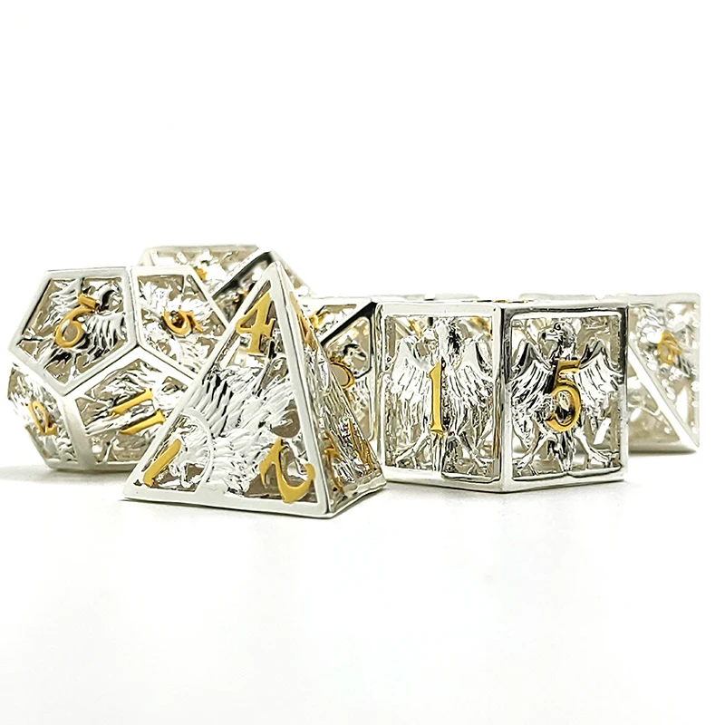 2020 Новый стиль полые игральная кость 7 шт многогранные амулеты из сплава металла