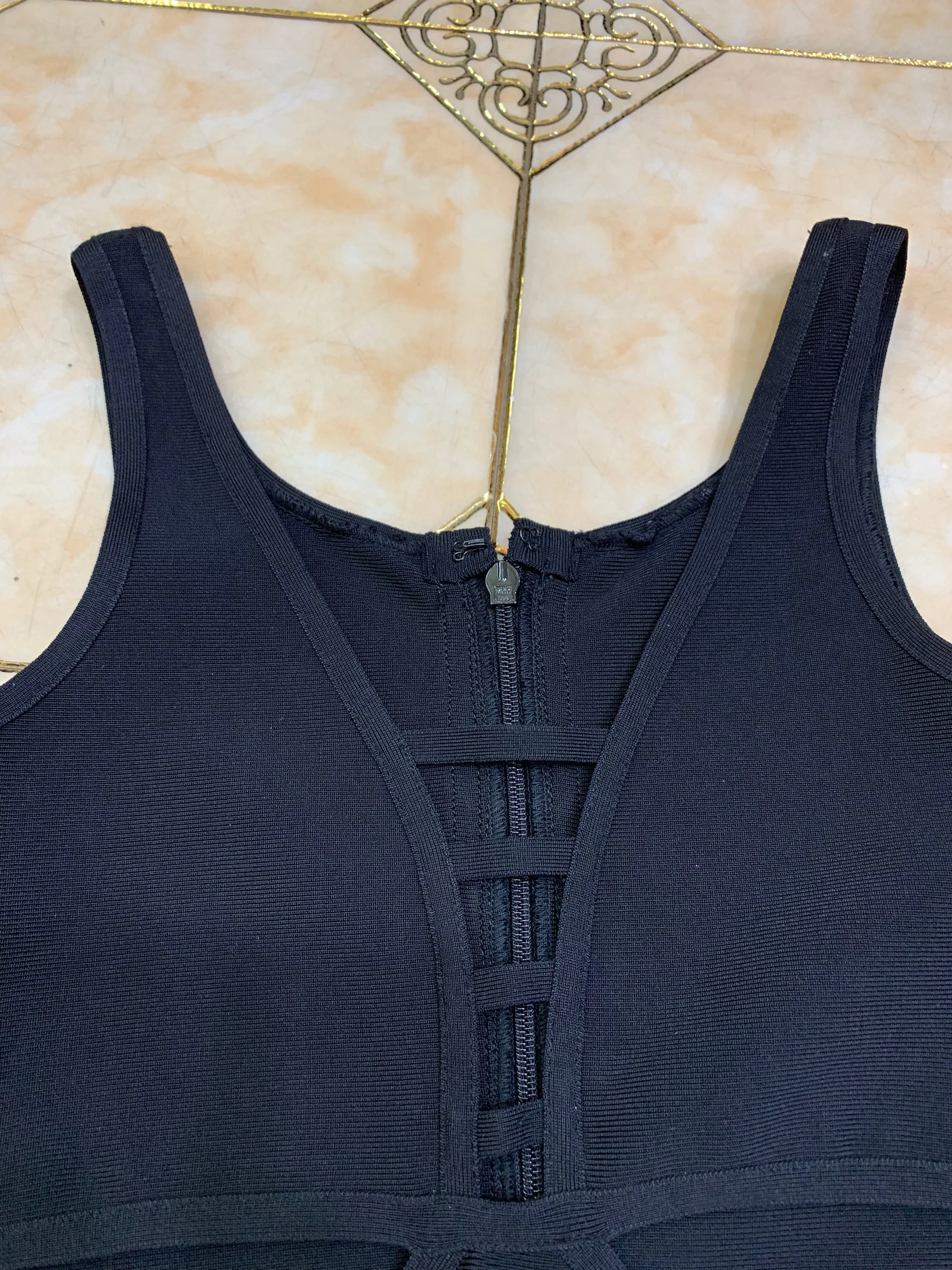 

2020 New Arrival women Sexy black V-neck sleeveless Bodycon Celebrity Evening Party Bandage Dress wholesale