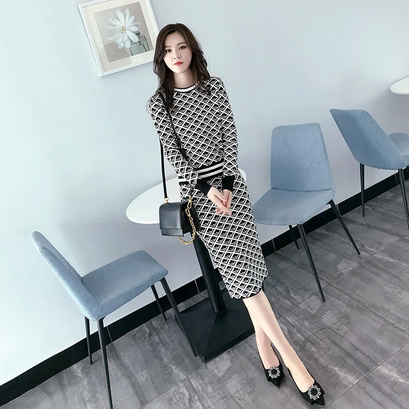 

Winter Fashion Runway Brown Plaid Knitted Mid Skirt Outfits Knitwear Piece Women Pullover Sweater Matching Set