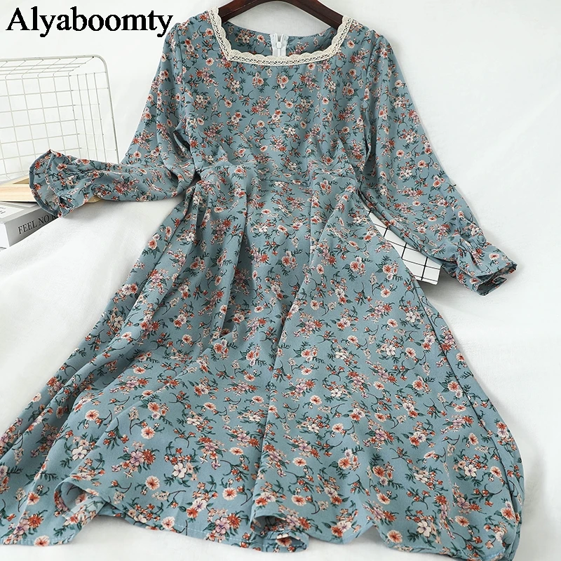 Женское шикарное платье трапеция черное белое синее шифоновое с цветочным