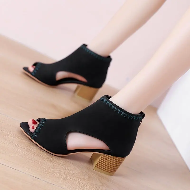 

Женские босоножки на танкетке, сандалии-гладиаторы с открытым носком, модные сандалии с открытым носком, женская летняя обувь, 2021