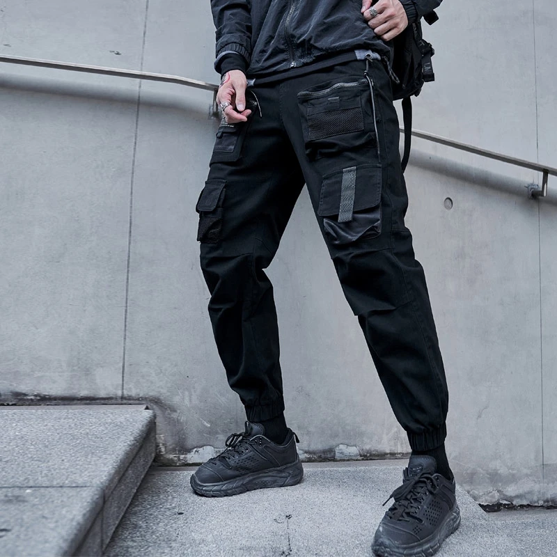 

Men Autumn Cargo Trousers Multiple Pockets Men Harem Pants High Street Jogging Pants 2021 New Fashion Sweatpants Male Streetwear