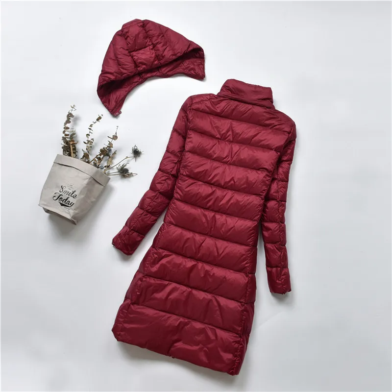 Осенне зимняя женская белая куртка пуховик на утином пуху женский с капюшоном