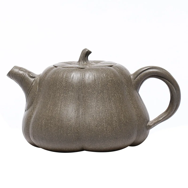 

Yixing Zisha teapot master's manual engraving of clay pumpkin teapot gift