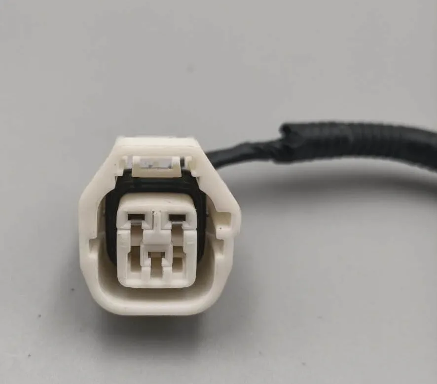 

Для Kia Пегас Cerato Рио Soul спрей Стеклоочиститель мотор кабель провод разъем