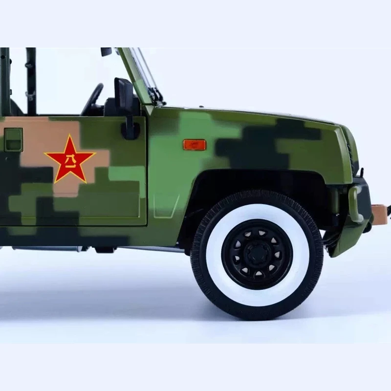 Масштаб 1:18 Военная серия BAIC Warrior Юбилейный парад командная машина автомобиль