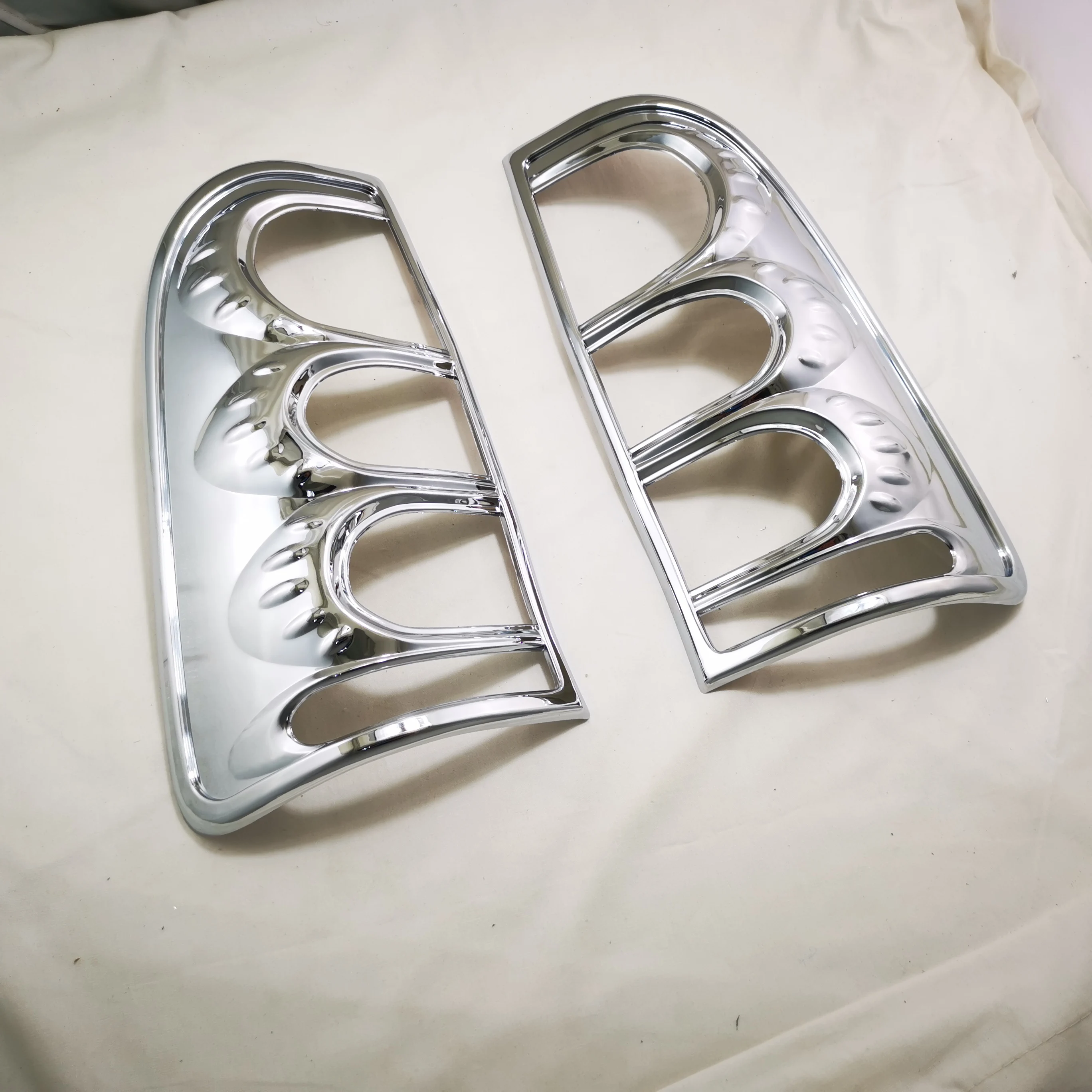 Стайлинг крышка заднего фонаря с хромированной отделкой для TOYOTA HILUX VIGO 2008