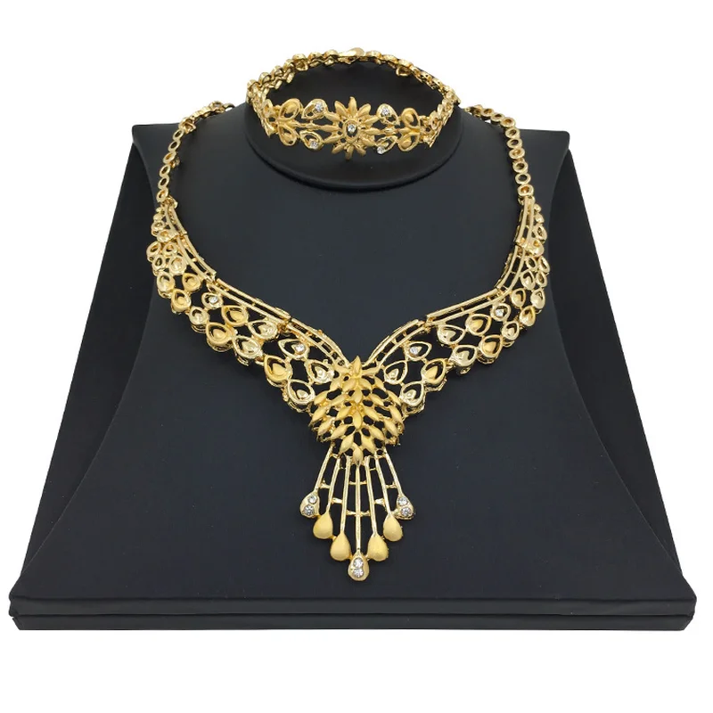 Комплект женских ювелирных изделий из колье браслета и сережек|Ювелирные наборы|