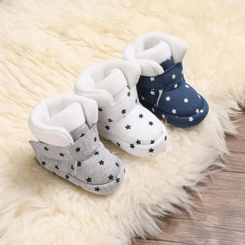 

Зимняя меховая теплая детская обувь для девочек, первые ходунки для новорожденных мягкая подошва, нескользящая детская хлопковая обувь, кр...