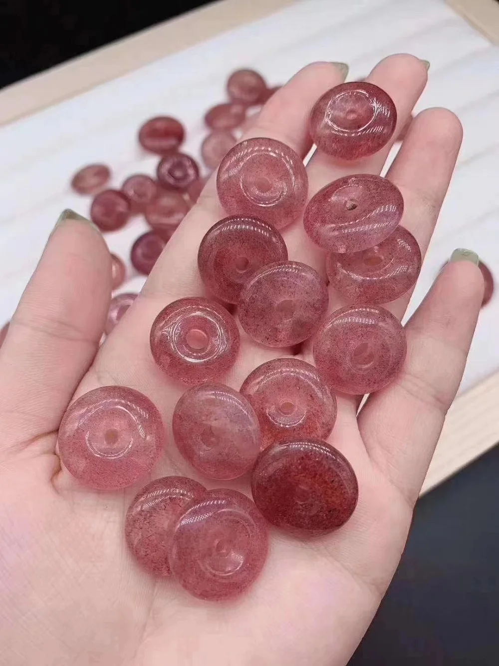 Натуральный камень клубника Хрустальная мировая Пряжка - Цена: 3093.97