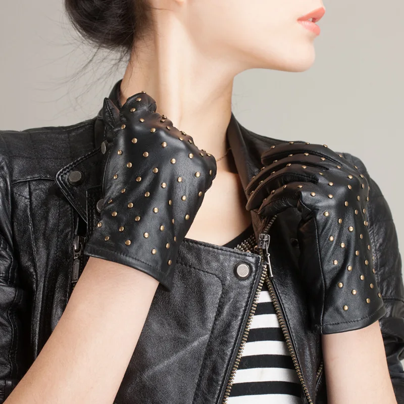 Короткие стильные перчатки из овчины с заклепками мужские и женские осенние