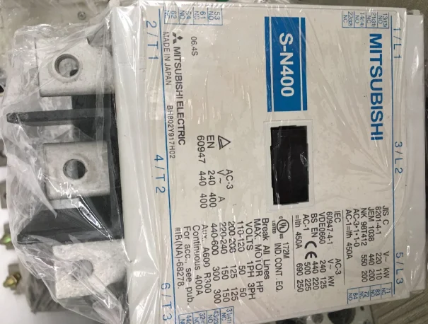 

1 шт. Mitsubishi S-N400 AC 220 в, контактор переменного тока в коробке-новый