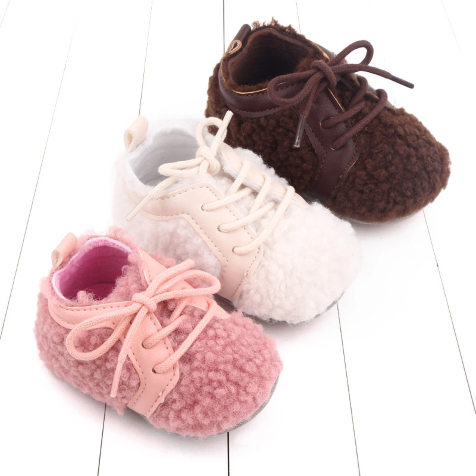 

Новые зимние короткие ботинки для малышей, детские мягкие ботинки с пушистыми вставками, обувь для новорожденных, обувь для первых шагов, не...