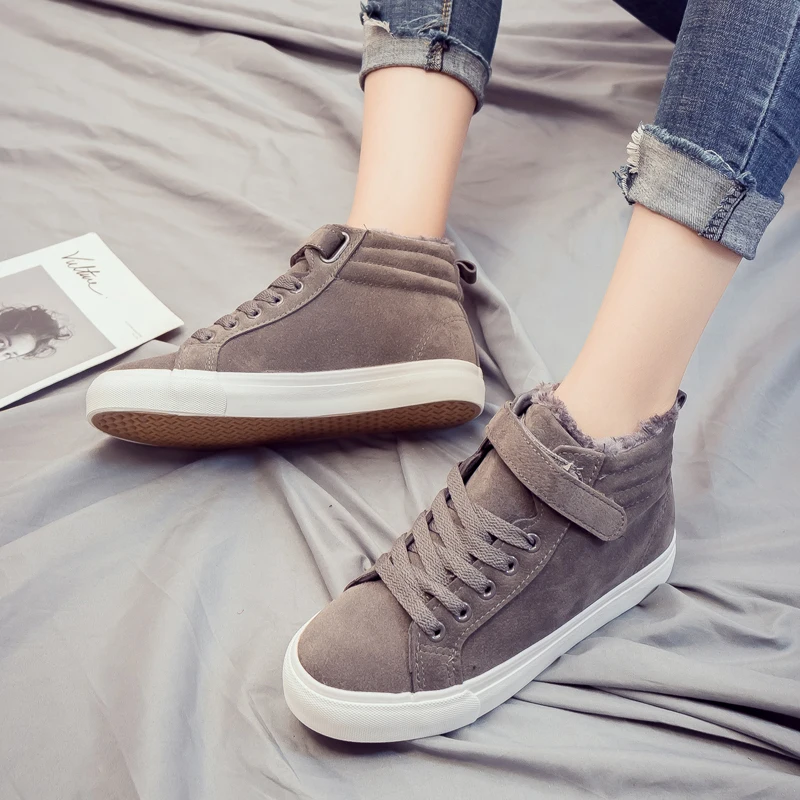 Женская зимняя обувь Модные женские кроссовки с меховой подкладкой на