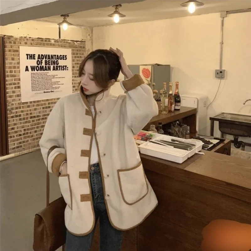 Женское пальто с воротником-стойкой и карманами в стиле ретро | Женская одежда