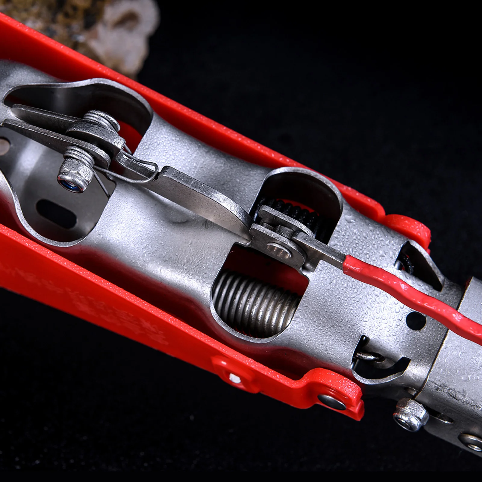 

Stainless Steel Rod Stand Portable Fold Automatic Fishing Rod Holder High Sensitive The Fifth Generation Fishing Spring fabulous