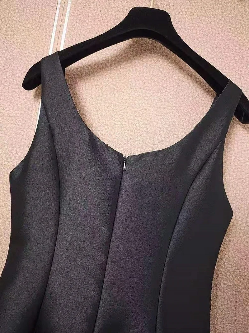 

Fashion 2021 Summer Black Dress High Quality Women O-Neck Belt Patchwork Sleeveless Large Swing Party Tunic Dress Vestidos Mujer