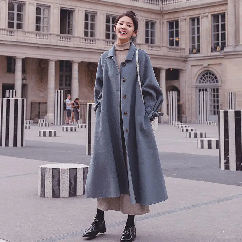 

Женское пальто средней длины новинка осень-зима 2021 Корейская версия дымчатого синего цвета Студенческая Свободная Женская куртка