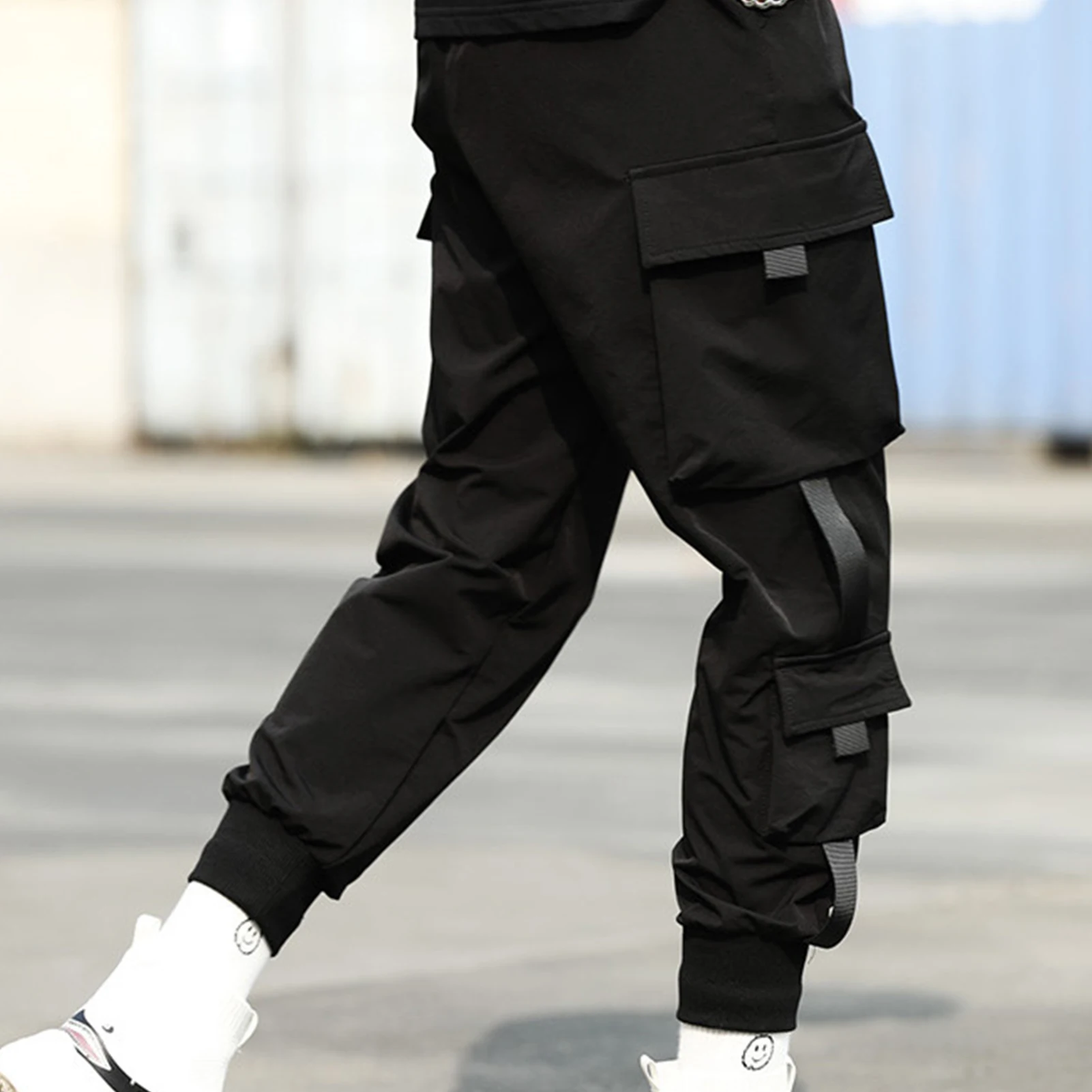 

Men Casual Elastic Waistband Ankle Tied Pockets Cargo Pants Drawstring Trousers