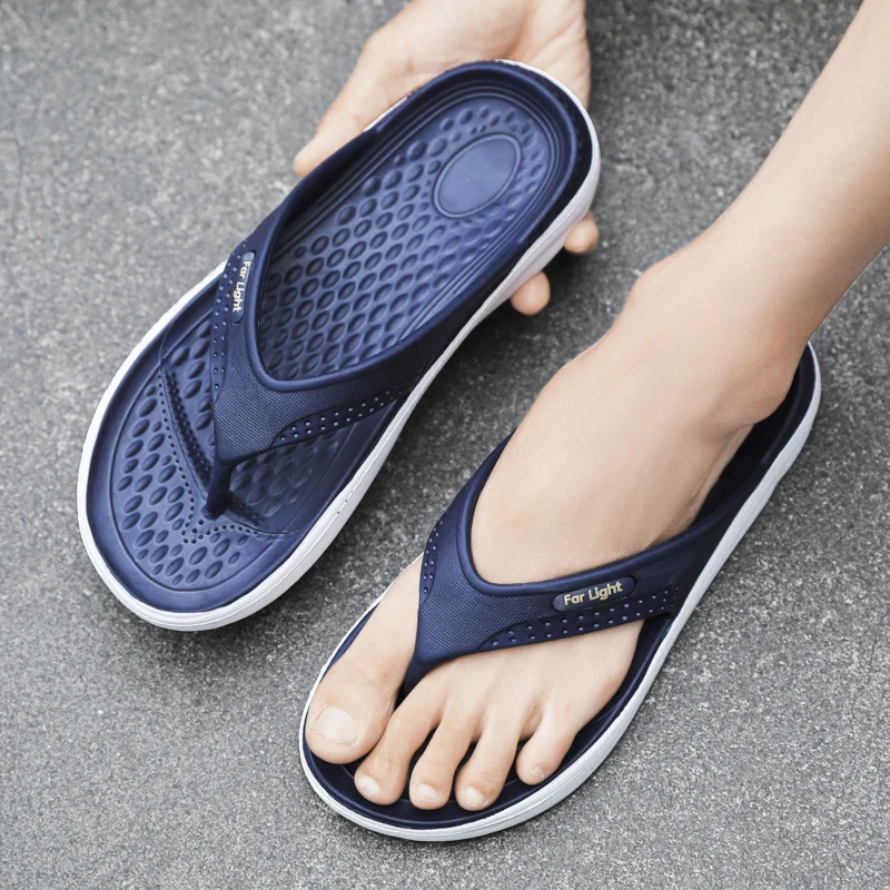 

Men's Outdoor Flip Flops in Summer,