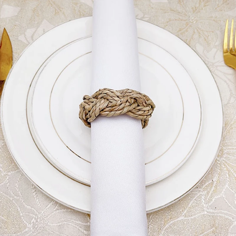 

808B 6pcs Natural Straw Napkin Rings Holder Napkins Buckle Circle for Harvest Thanksgiving Christmas Party Decor