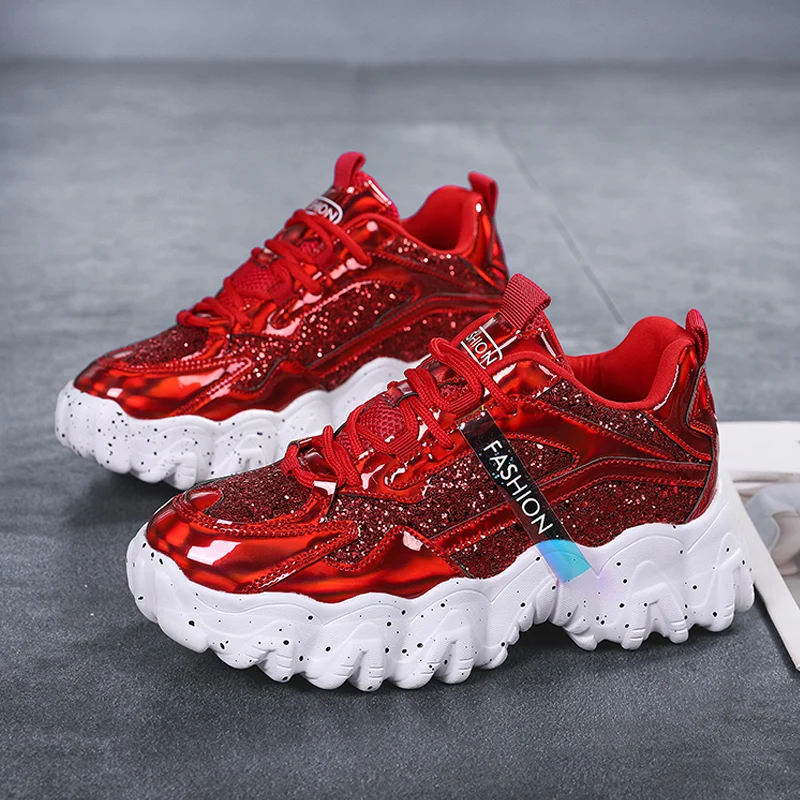 Женские кроссовки из натуральной кожи белые на массивной платформе со скрытым