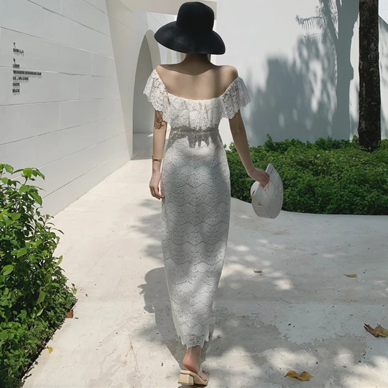 Длинное женское белое кружевное тонкое платье Лето 2022 макси с открытыми плечами