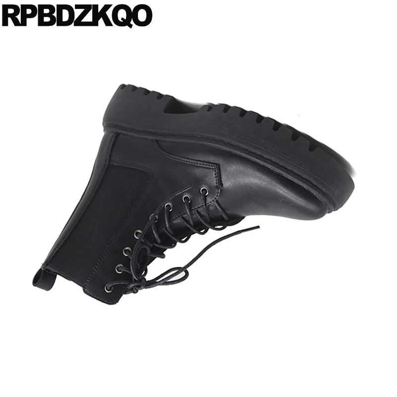 Женские короткие ботинки со шнуровкой зимние с круглым носком боевые ботильоны