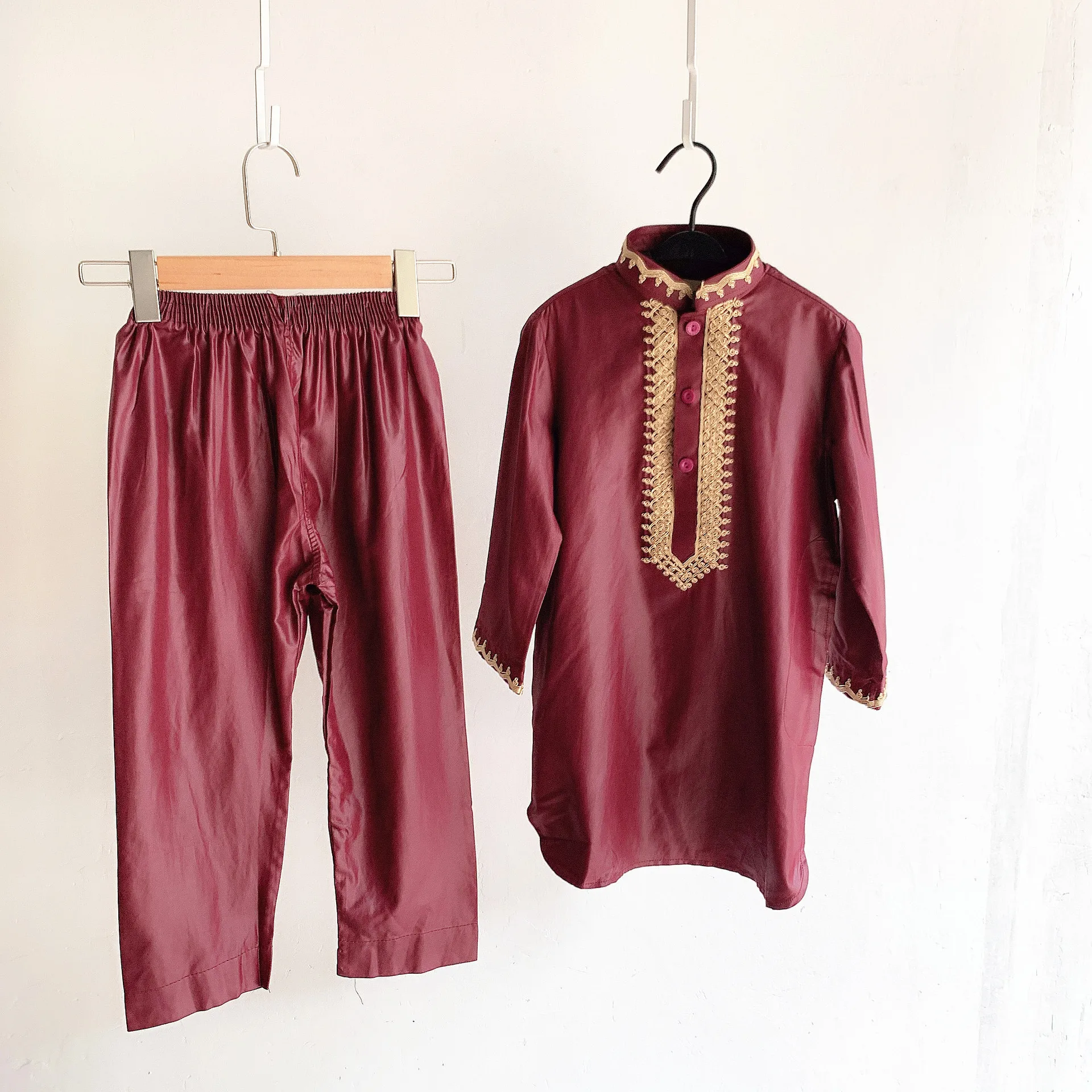 Muslim Clothes Children'S Muslim Two-Piece Button Embroidery Men'S Clothing Muslim Sets Musulman Hombre Lsmn015