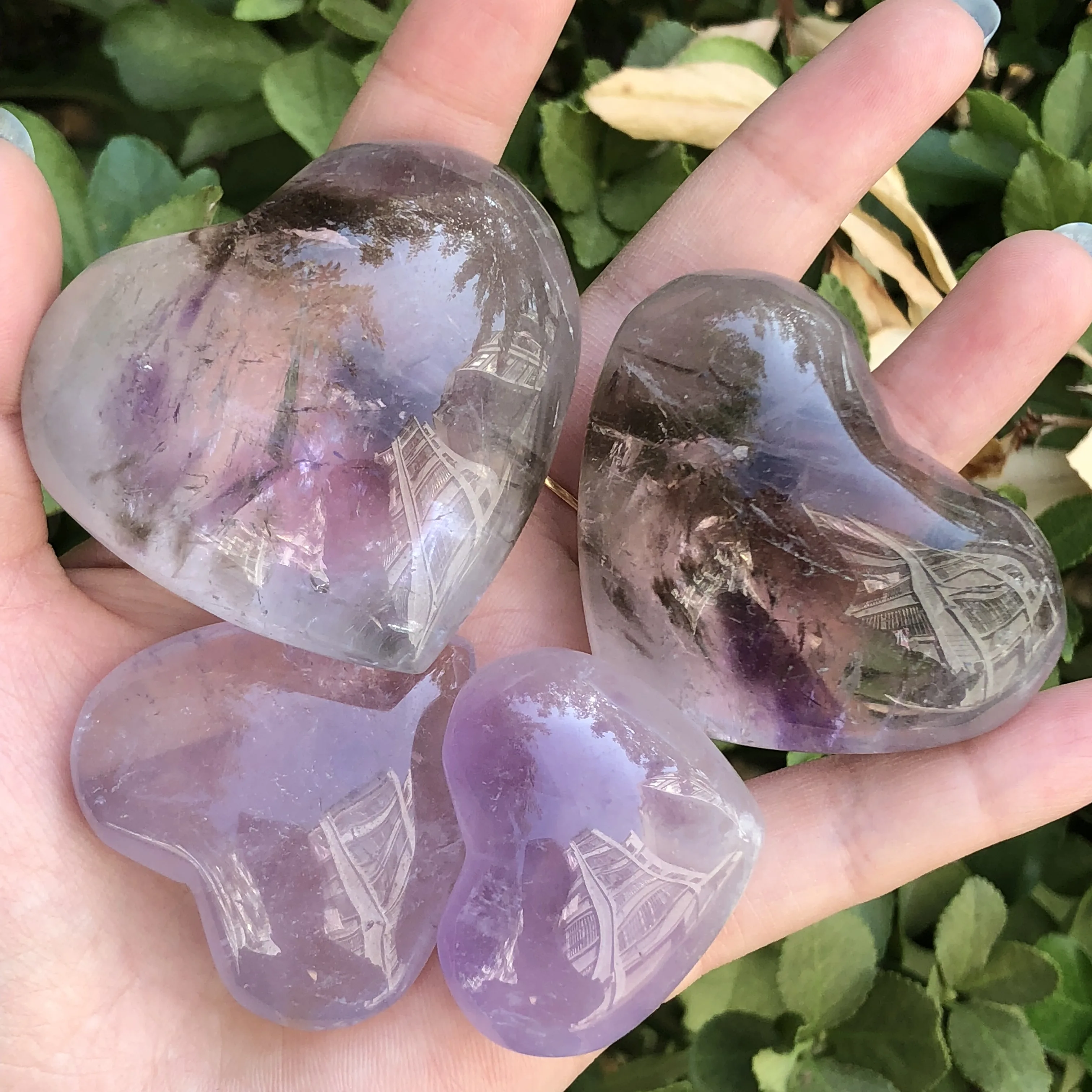 

1Pcs Natural Fantasy Amethyst Crystal Heart Shape Massage Mineral Reiki Healing Gift