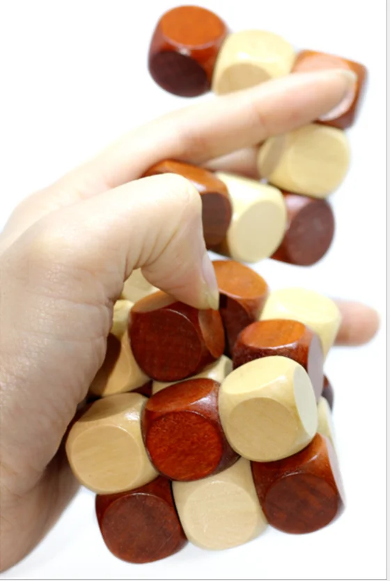 

Wooden puzzle toy Kong Ming-suo Luban ball divine dragon tail-flick dice magic cube