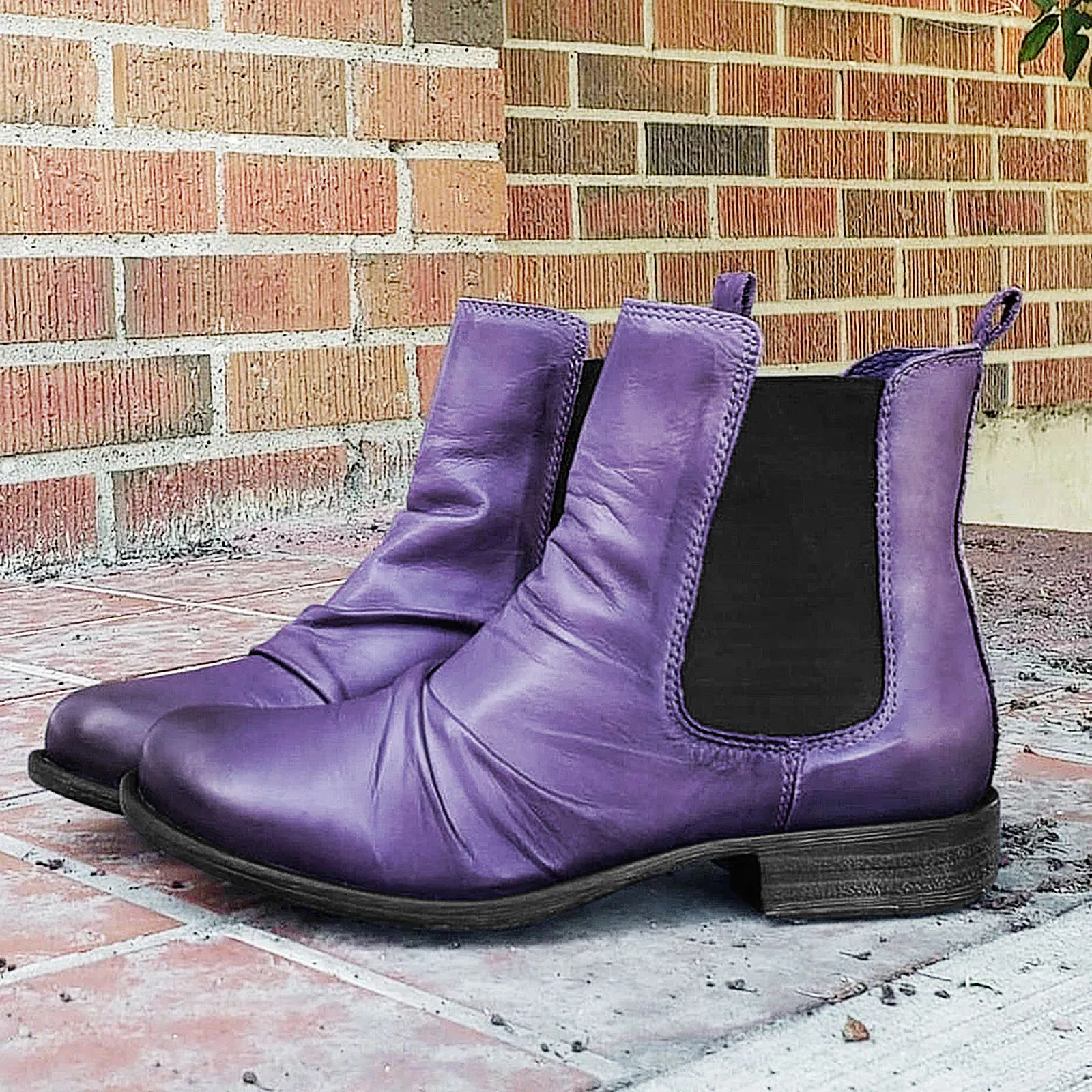 

Women's Autumn Winter Fashion PU Leather Slip On Chelsea Boots Ladies Outdoor Vintage Square Heels Shoes botas de mujer 2021