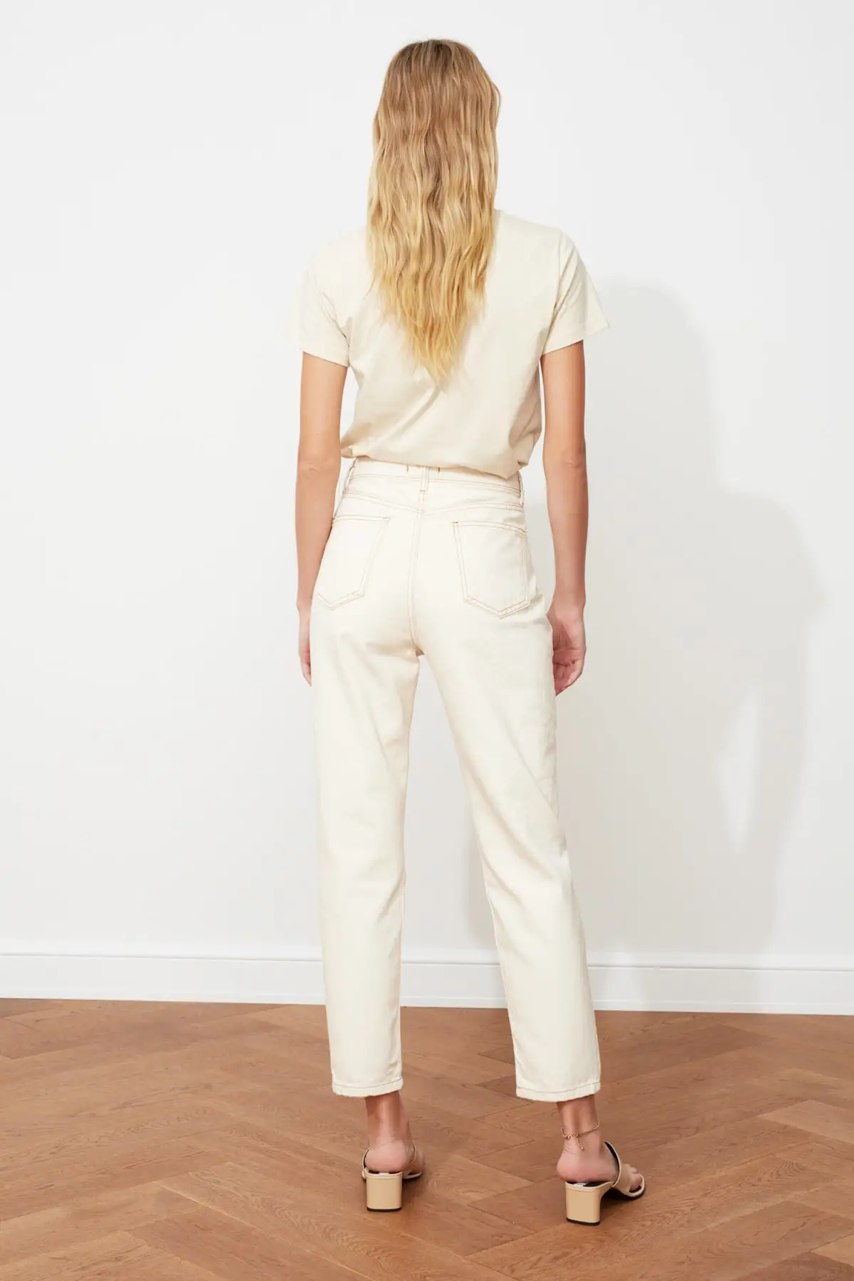 

Trendyol High Bel Mom Jeans Wide Jeans Casual Denim Outerwear Raw White Streetwear Vintage Women Clothing Pantalon Quality