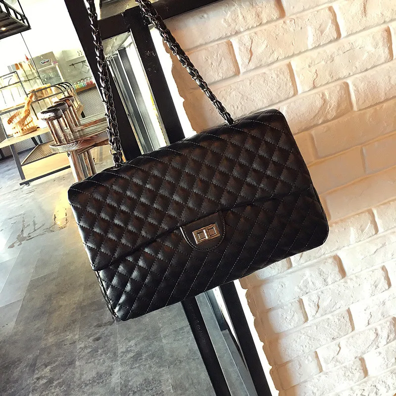 Женская сумка Большая вместительная кожаная кошелек черная стеганая через плечо