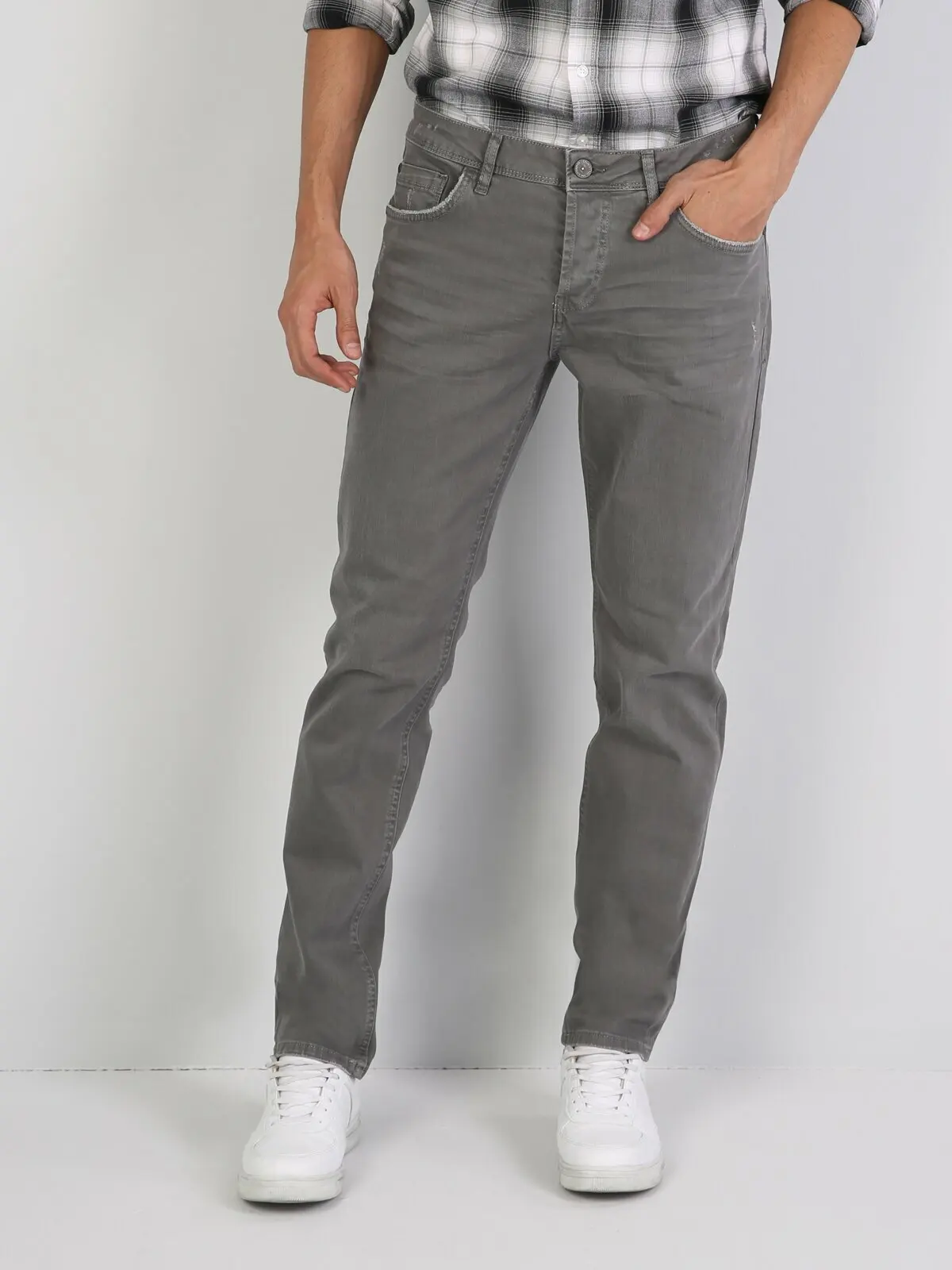 

Colins 44 Fit