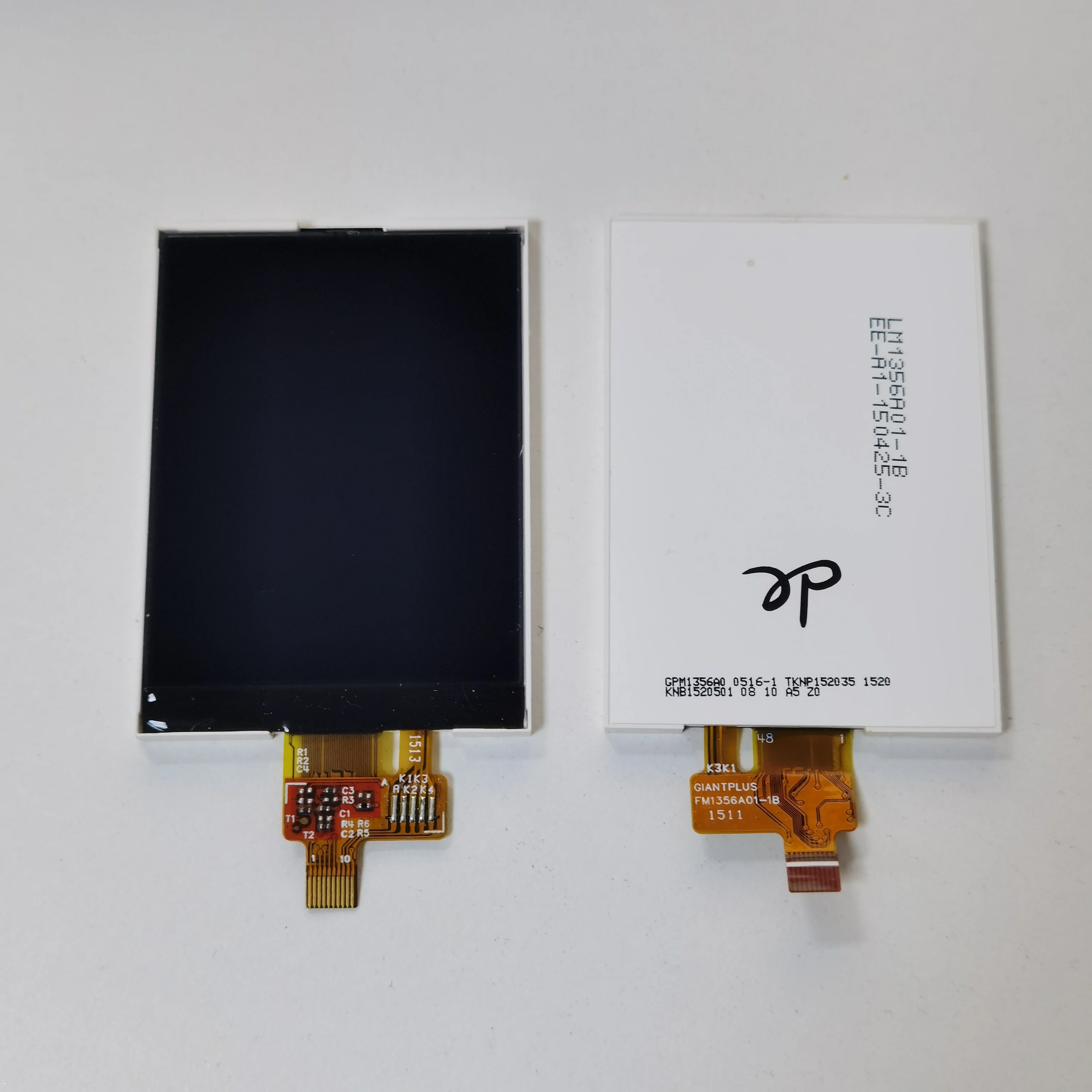 

FM1356A01-1B GPM1356A0 ЖК-экран