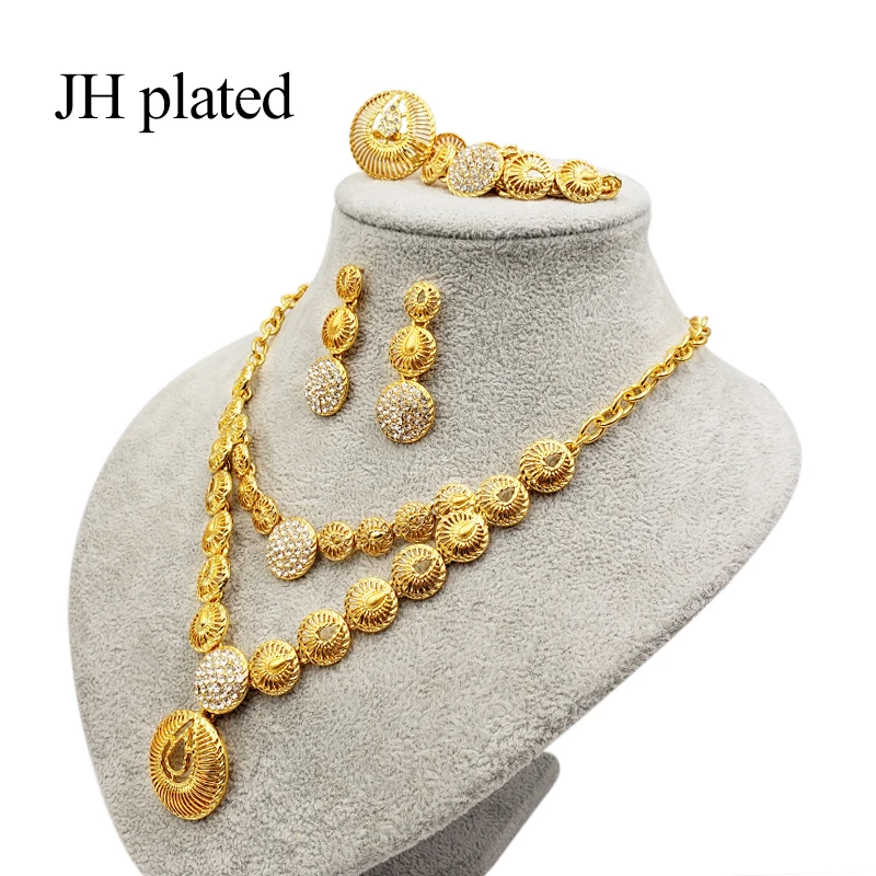 Комплект ювелирных изделий из ожерелья браслета серег и кольца в африканском