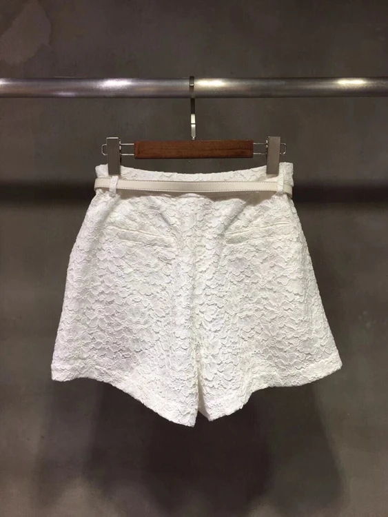 

2021 new women fashion loose buckle belt waist solid color lace shorts casual pants 420