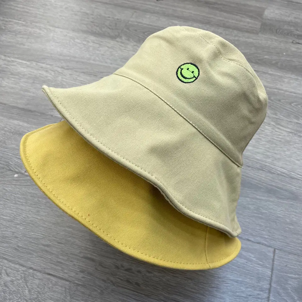 

2021 New Fisherman Hat Summer Embroidered Smiley Face Basin Wide-Brimmed Version Outdoor Women Sunshade Hat Leisure Sunscreen