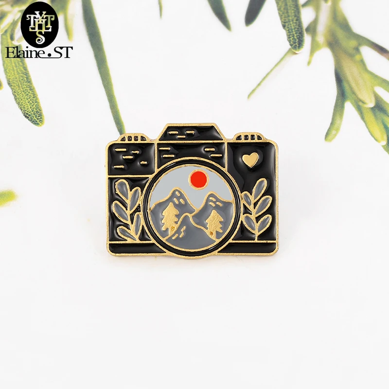Оптовая продажа Камера пейзаж брошь в виде черного и золотого цвета с героями
