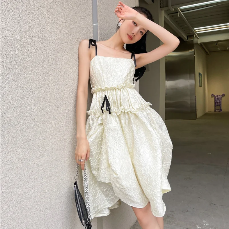 

Kimotimo Design Jacquard Spaghetti Strap Dress Women 2021 Summer Patchwork Folds Lace-up Korean High Waist A-Line Midi Dress